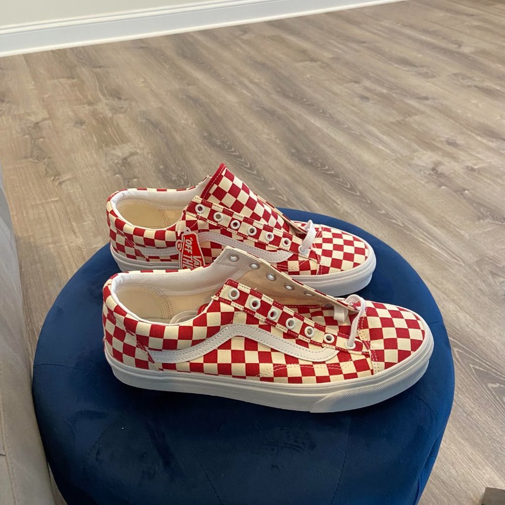 Cool Vans red checkered Mens size 11.5 Brand New Never worn